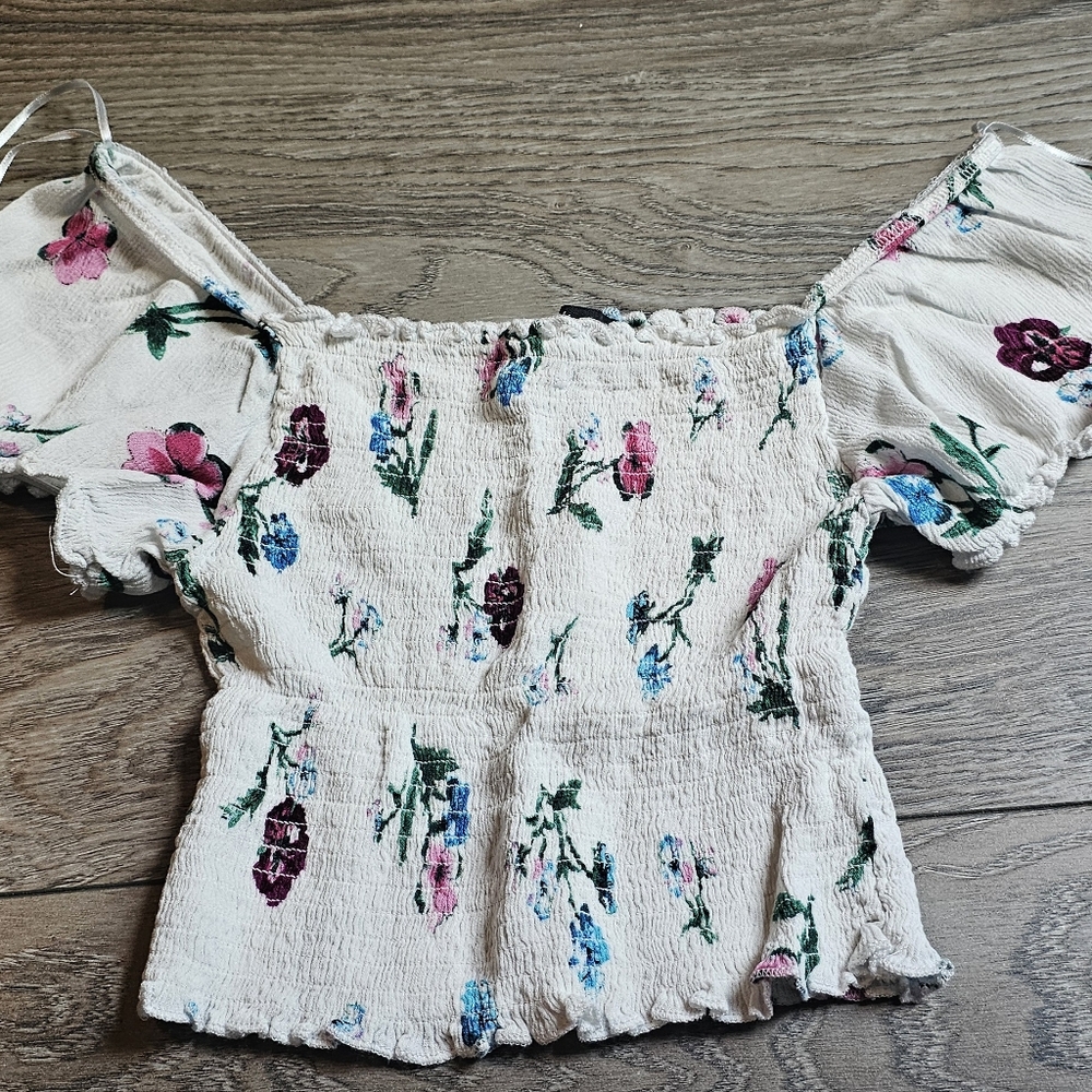 Crop top